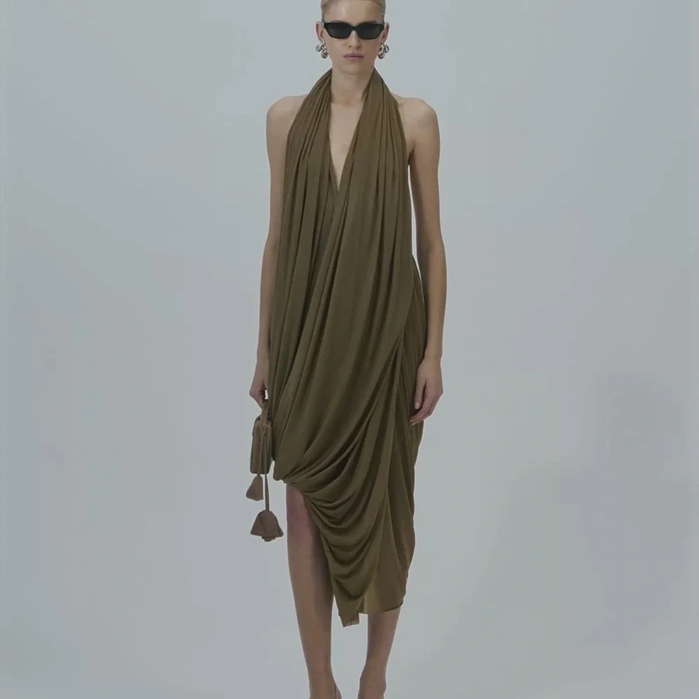 KOIR Stunning draped halter midi evening dress olive brown - Picture 5 of 7